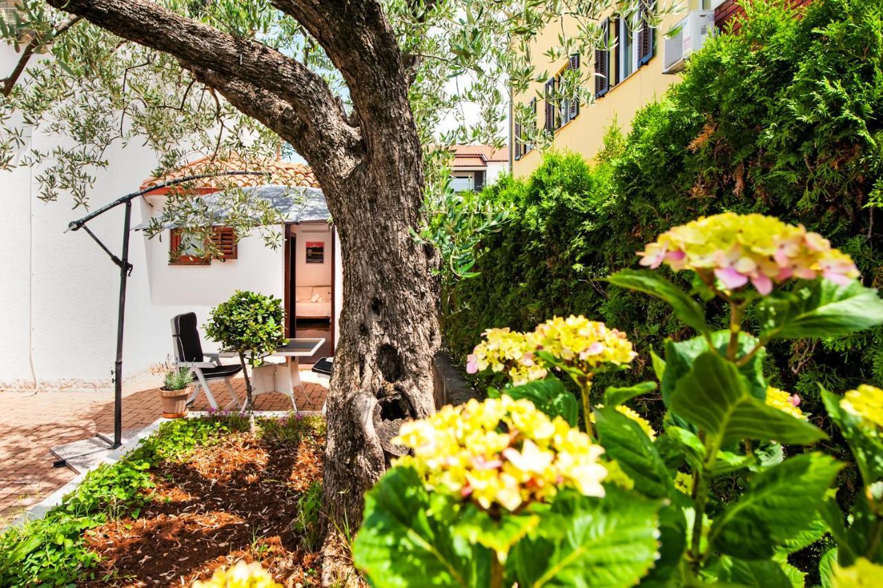 Apartments Carmelo Rovinj Exterior foto